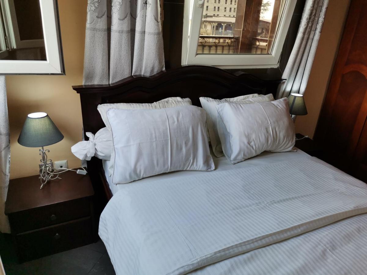 Residence Hoteliere Mb-202 C دوالا المظهر الخارجي الصورة