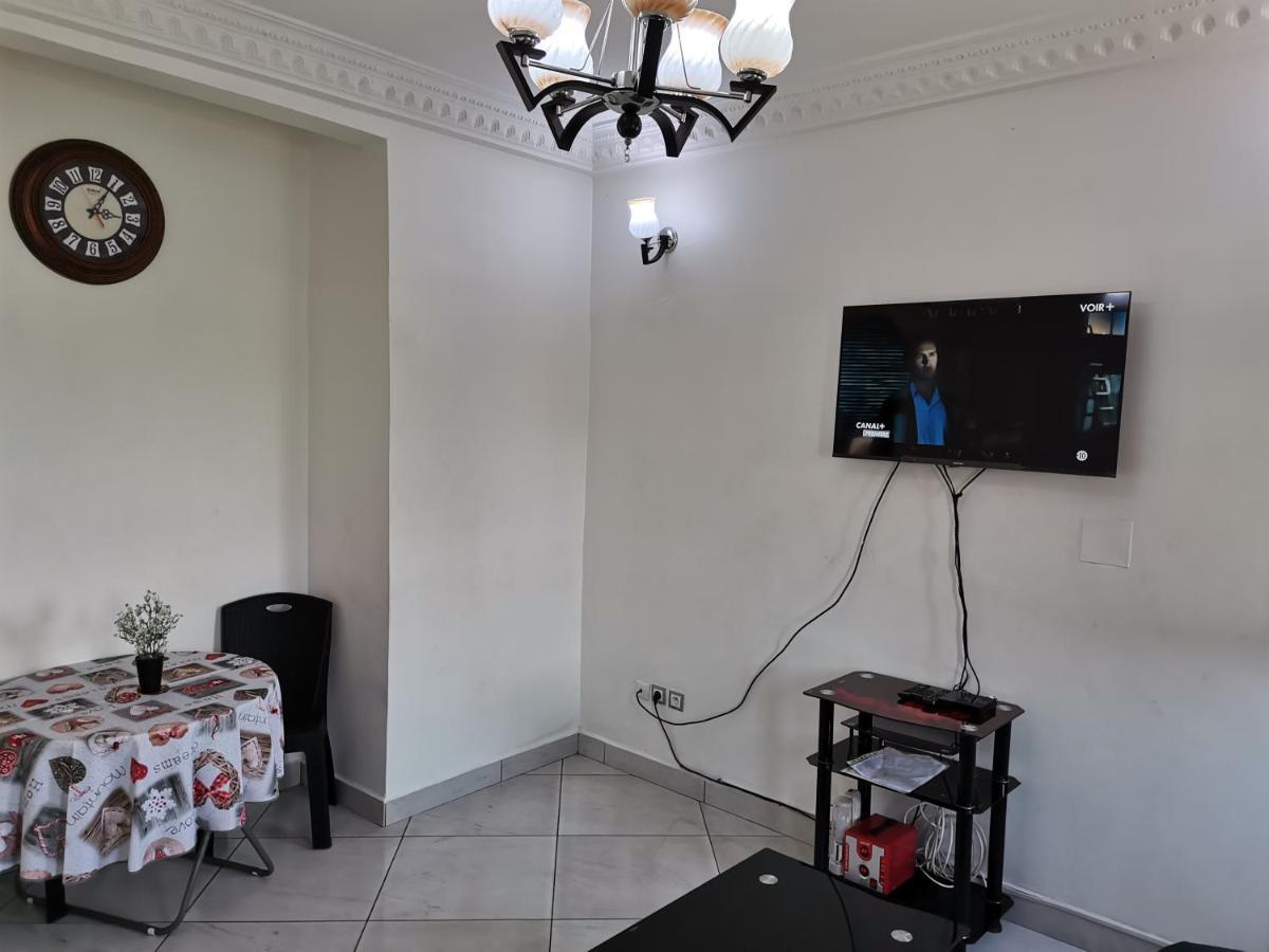 Residence Hoteliere Mb-202 C دوالا المظهر الخارجي الصورة